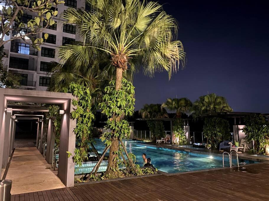 Pangsapuri 3-bed Gem Near Singapore Border!